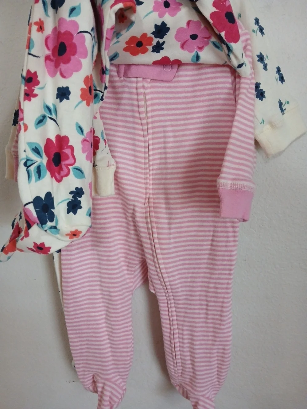 Touched by Nature Baby Girls Organic Cotton Zipper Sleep and Play 3pk